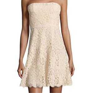 Diane Von Furstenberg Lace Strapless Dress Size 4 NWT